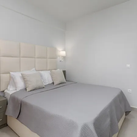 Apartament Eleon