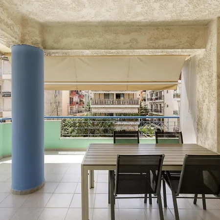 Eleon Apartament