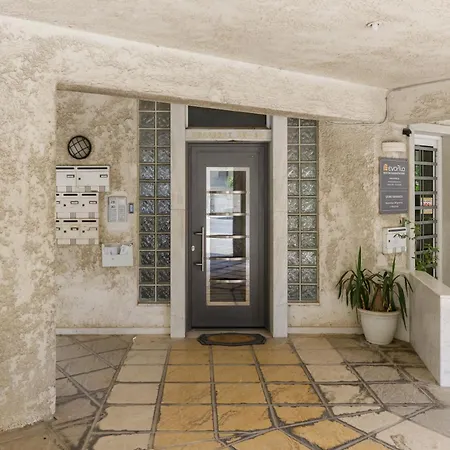 Eleon * Thessaloniki